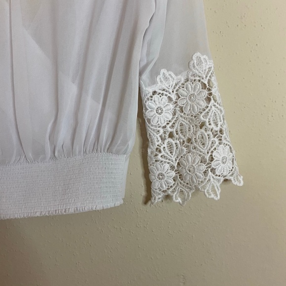 BEBE WHITE BLOUSE - Picture 5 of 5